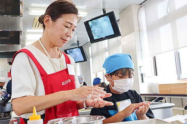 食育イベント「親子で参加！食を学び、乳製品を味わおう」